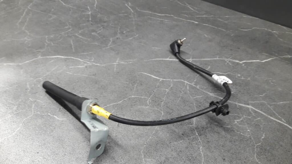 95411-2L100 antena HYUNDAI I30 07-12