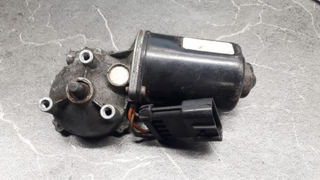 22107719 silniczek wycieraczek opel corsa B 5pin