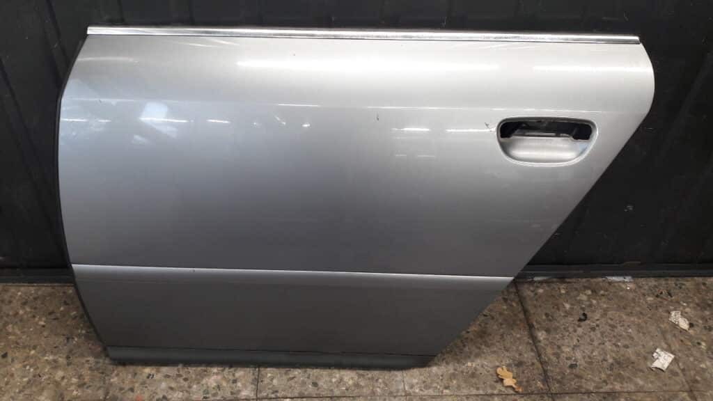 drzwi lewy tyl audi a6 c5 5d LY7L