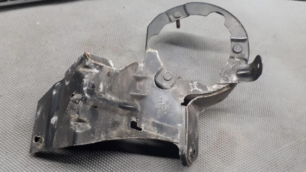 078906615K uchwyt ususzacza klimatyzacji audi a6 b5