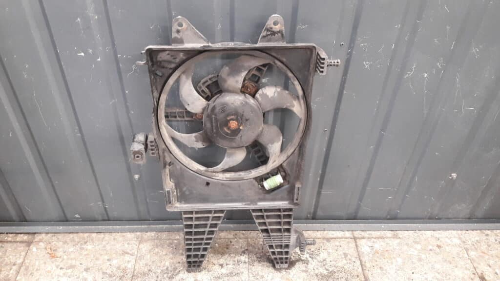 823500800 wentylator chlodnicy fiat punto 5d 01r