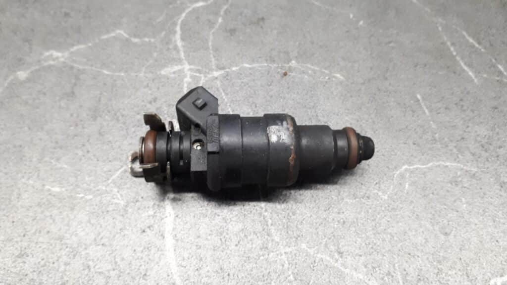 wtryskiwacz 3823 deka volvo 460 94r 1.6