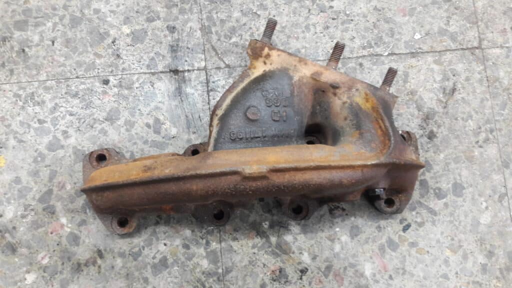 kolektor wydechowy bmw e30 1.6