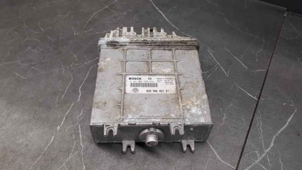 0281001555 komputer sterownik vw passat b5  1.9 tdi
