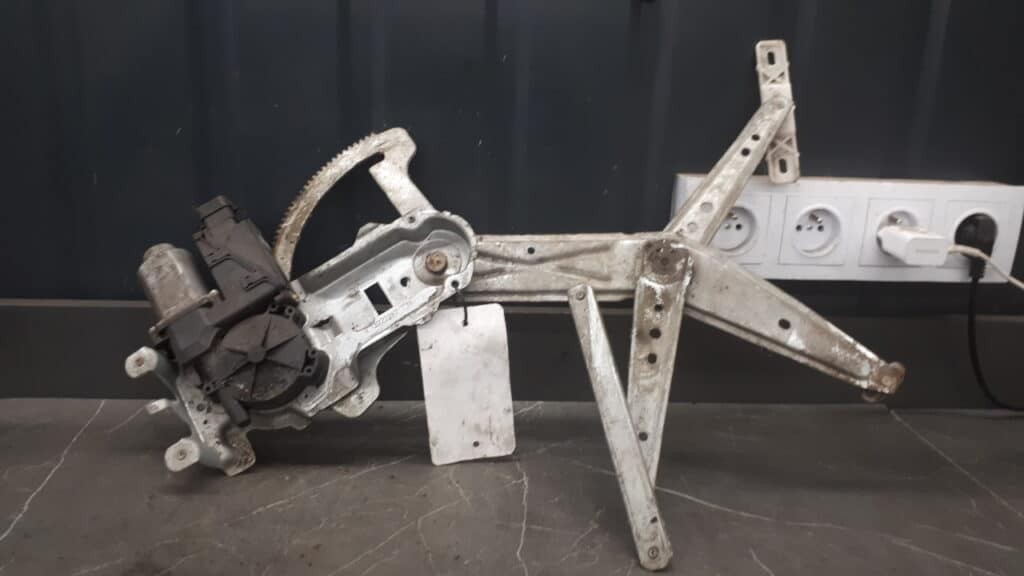 13222288 Mechanizm Szyby Lewy Przód Opel Meriva A 06r