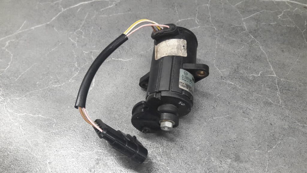 0281002250 potencjometr GAZU NISSAN PRIMERA P11
