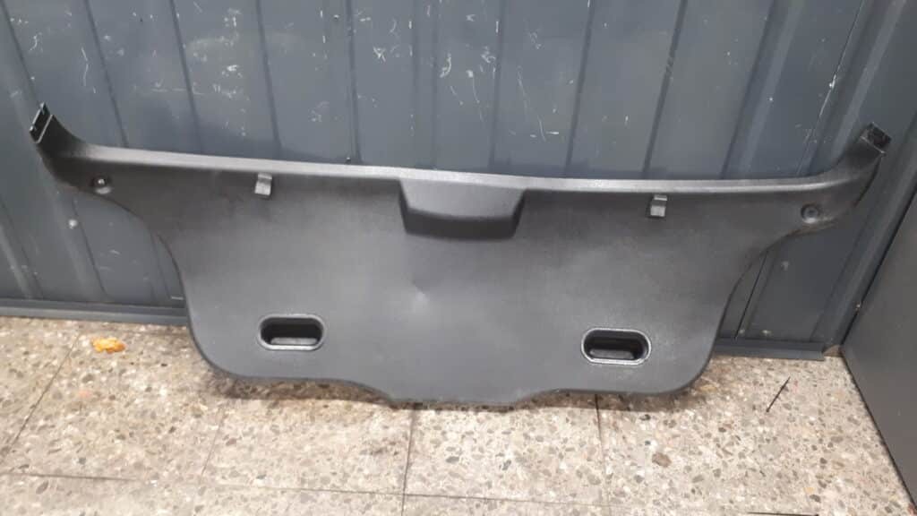 8146171 tapicerka klapy e36 compact