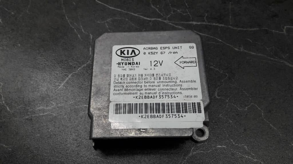 0K52Y677F0A Sensor  airbag Kia Carnival