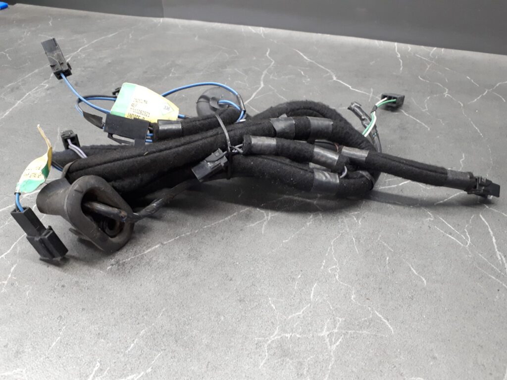 7700282921 INSTALACJA KLAPY BAGAZNIKA MEGANE I G