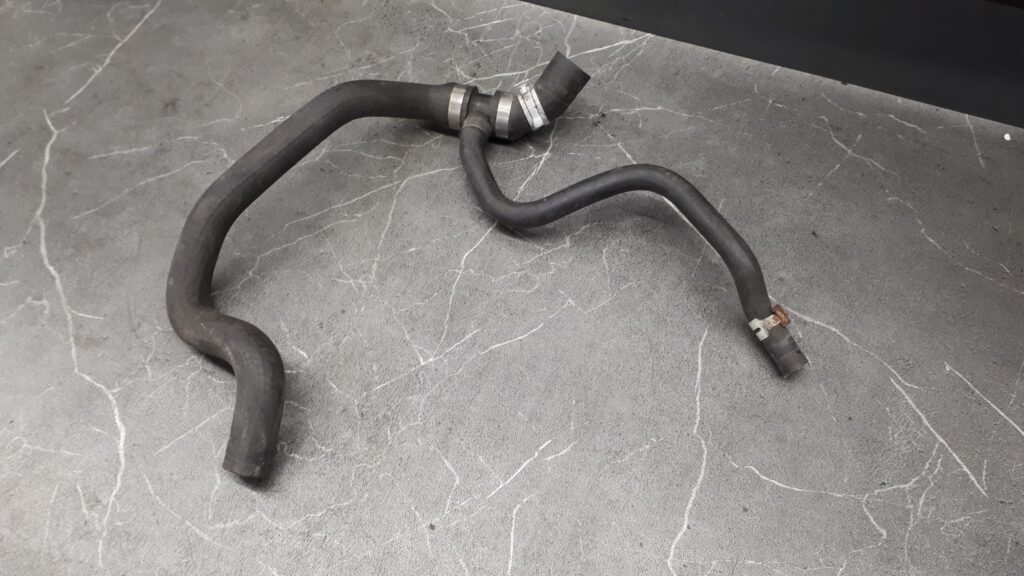 90529251-39 przewod waz wody opel vectra b