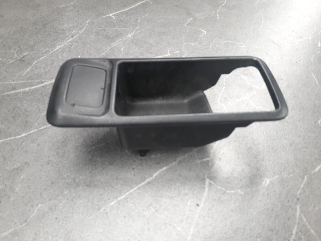 3M51-226A37-AFW obudowa  KLAMKI LEWY PRZOD C-MAX