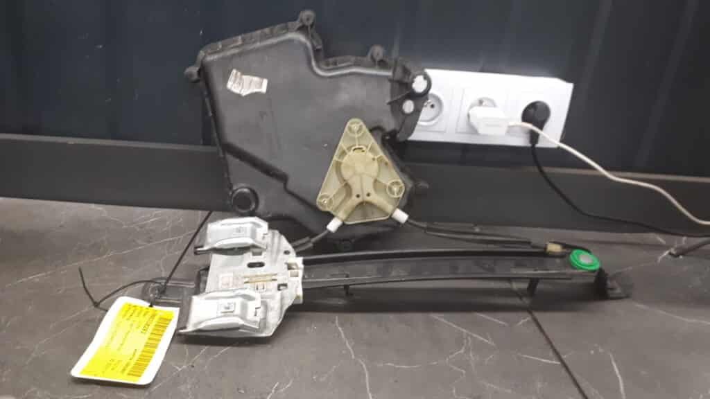 1p0839402a Podnosnik Szyb Prawy Tyl Seat Leon II