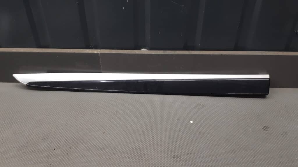 9171780 listwa dekor drzwi prawy tył BMW F11 F10 czarna