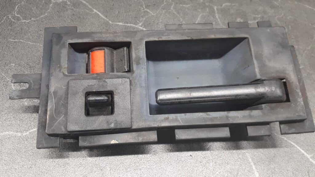 15623236 KLAMKA DRZWI PRAWY TYL CHEVROLET BLAZER