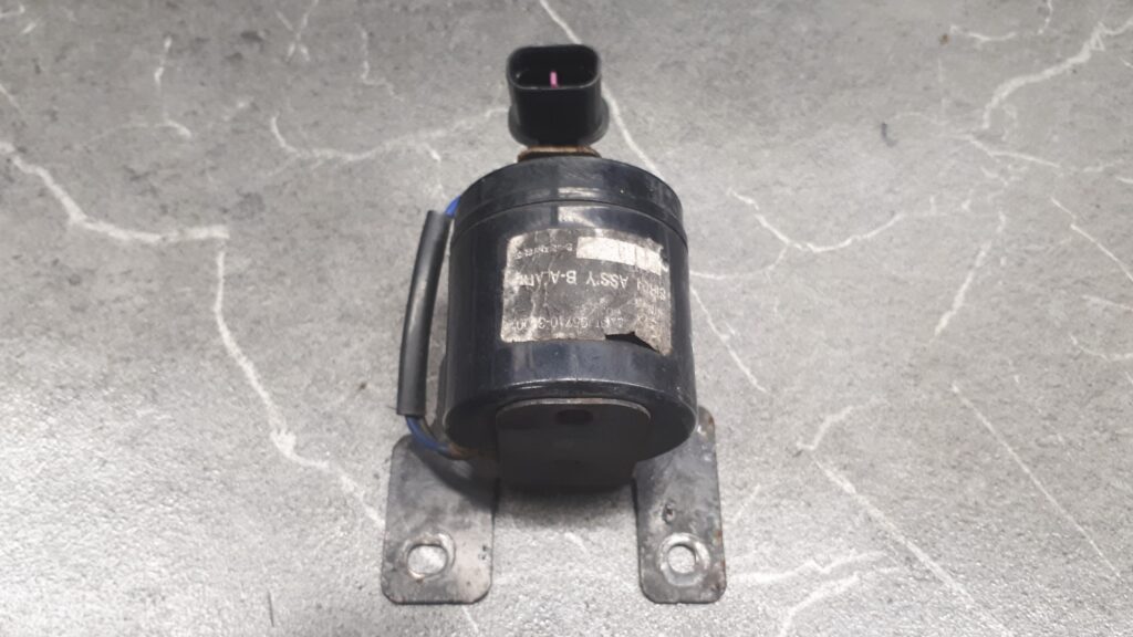 9571038001 syrena alarmu hyundai sonata IV lift
