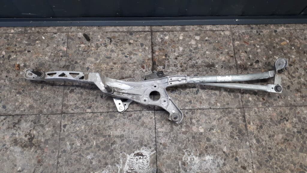3397021021 mechanizm wycieraczek mercedes w204