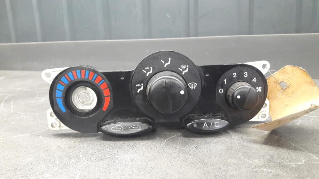 panel klimatyzacji hyundai coupe