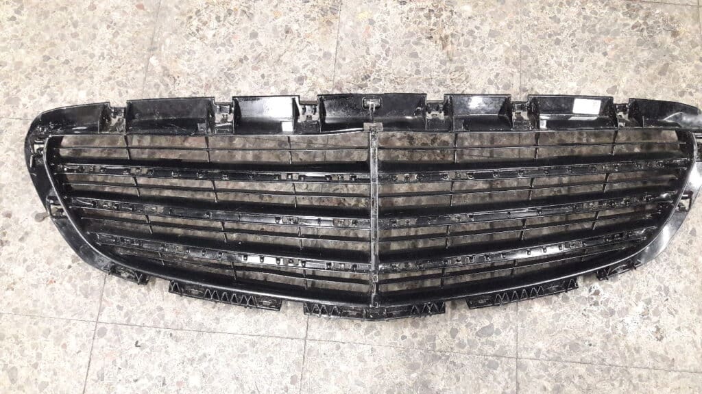 A2058802683 atrapa grill MERCEDES W205