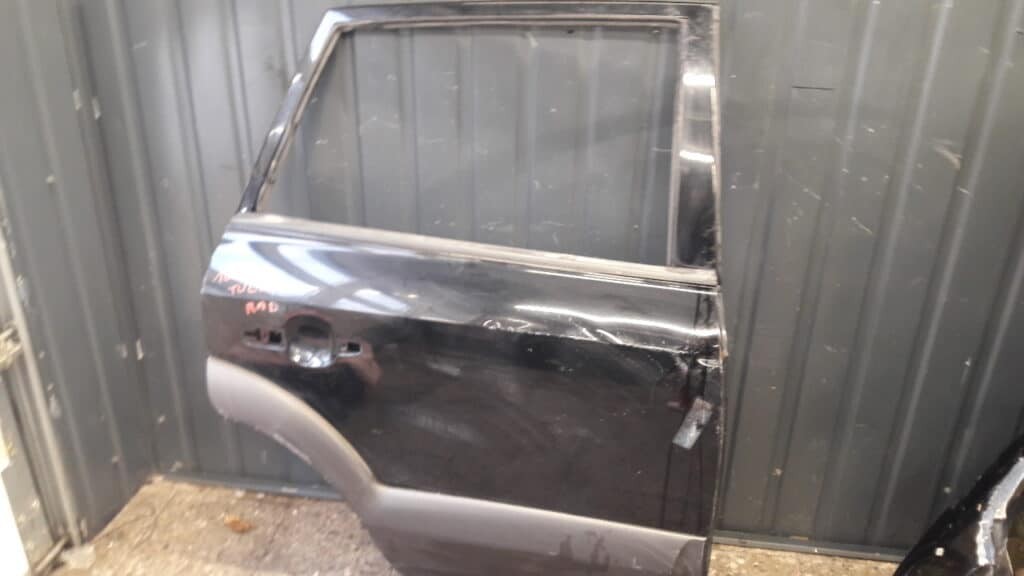 drzwi prawy tył hyundai  tucson I