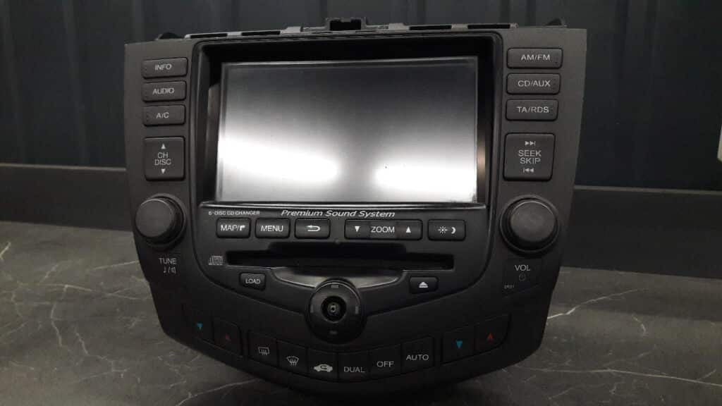 39050-SEF-E420M1 Radio CD honda accord VII