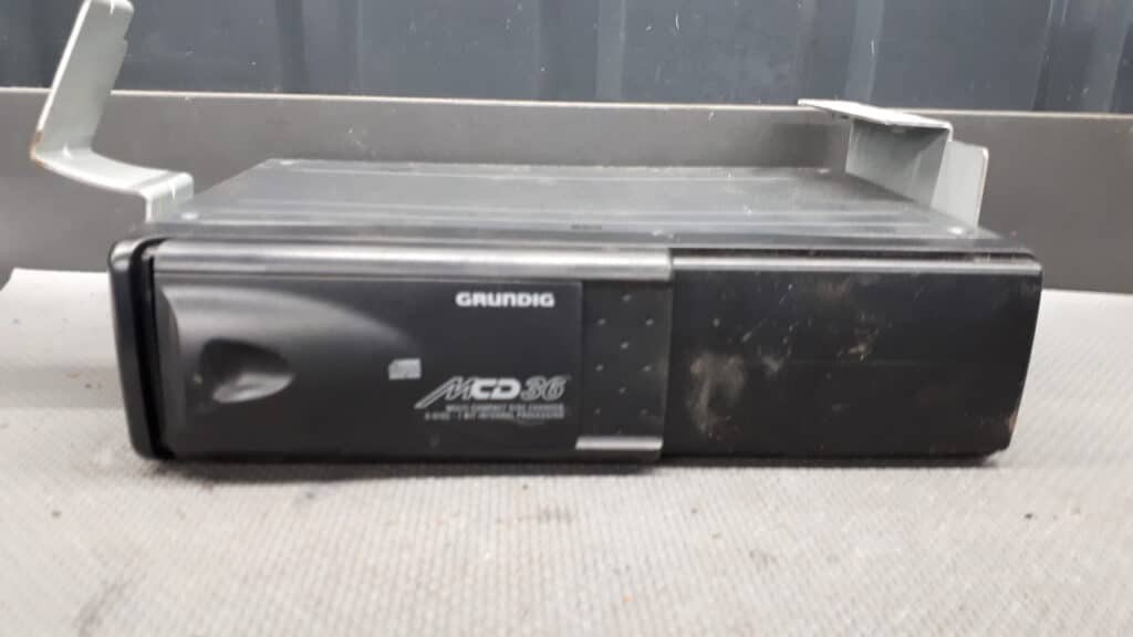 a0028205389 zmieniarka CD Mercedes Vito Viano W638 97r