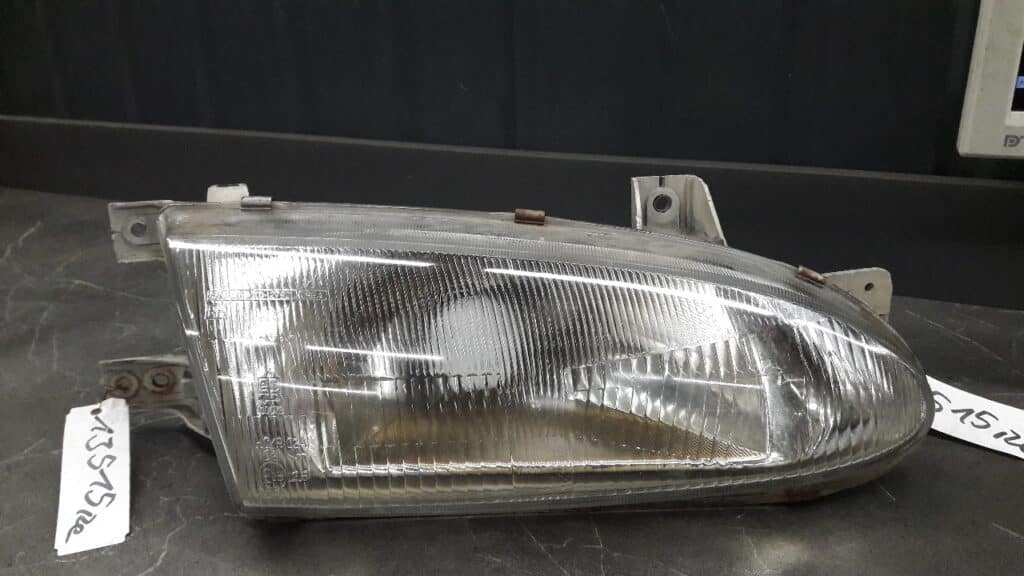 101-2792 Reflektor prawy HYUNDAI ACCENT I X3 HB