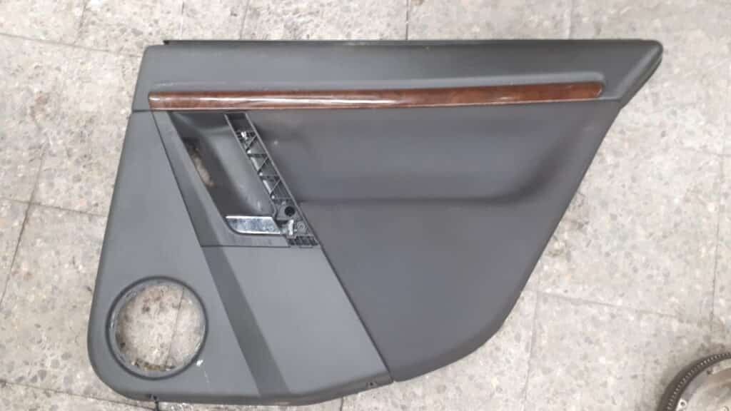 13114512zf boczek drzwi prawy tyl vectra c kombi