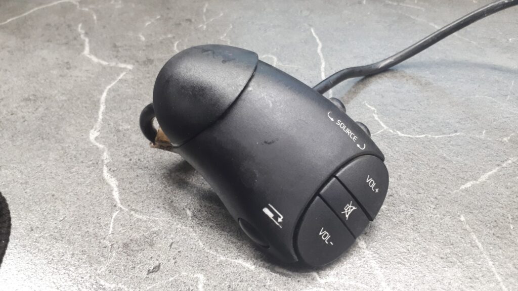 7700431450B przelacznik radia renault scenic I