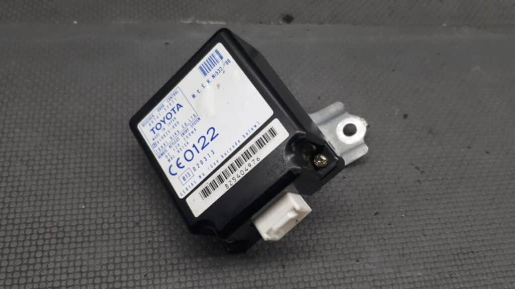 89741-52021 Sterownik zamka Toyota Yaris I 99-05R