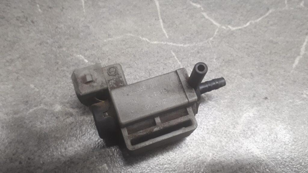 90502750 zawor podcisnienia astra vectra B 2.0 16v