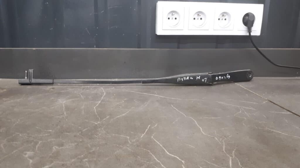 13111220lh Ramie Wycieraczki Prawe Opel Astra H 07r