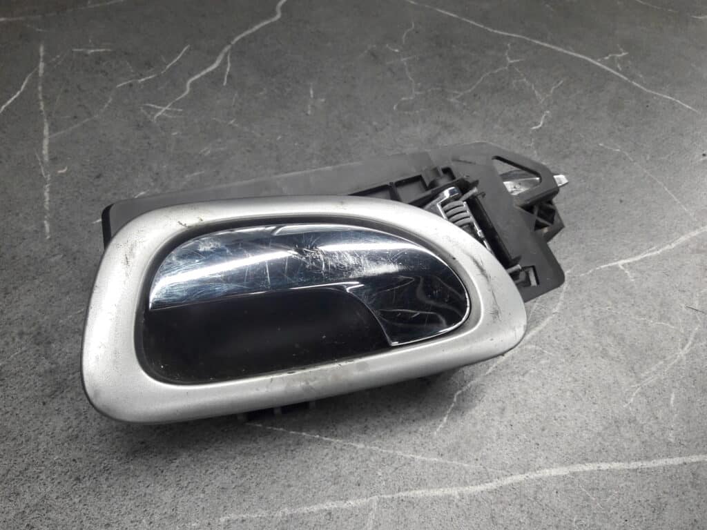 9643604577 klamka lewy przod peugeot 307