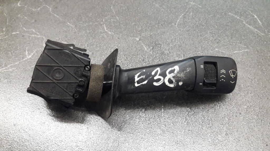 przelaczniki wycieraczek bmw e38