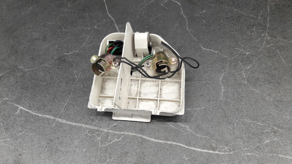 wklad lampy prawy hyundai sonata 93r europa