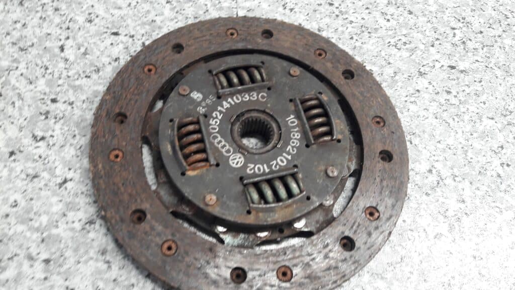 052141033C tarcza sprzegla audi a4 b5 1.6 99r