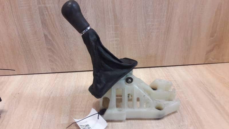 LEWAREK ZMIANY BIEGOW TOYOTA COROLLA VERSO