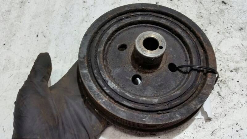 XS406B319 KOLO PASOWE POMPY FORD FOCUS MK1 2000R