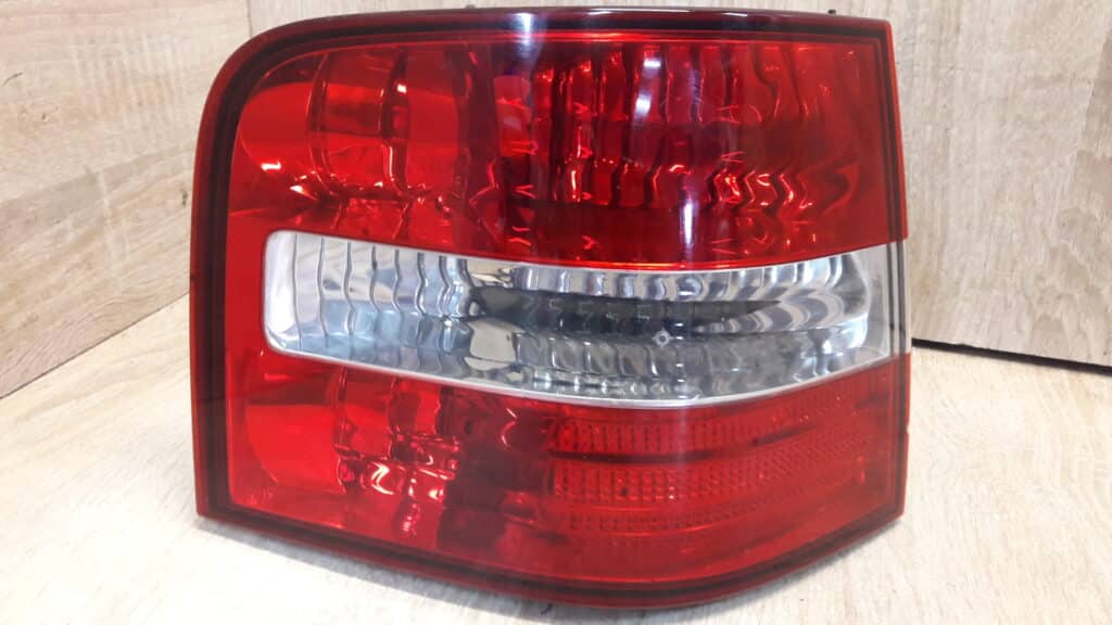28190102 Lampa lewy tył FIAT STILO KOMBI 03R