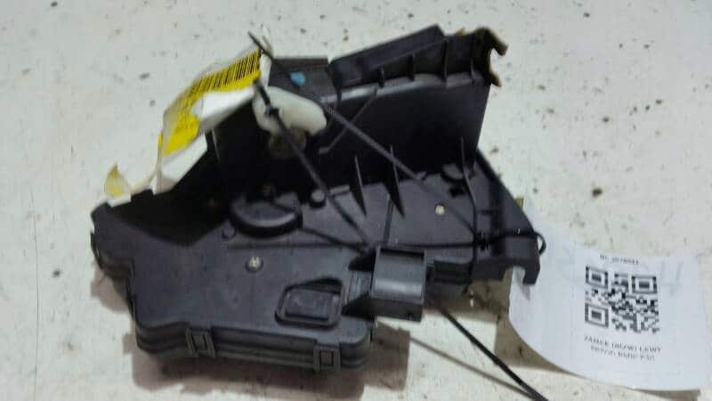 ZAMEK DRZWI LEWY PRZOD BMW E36 7PIN