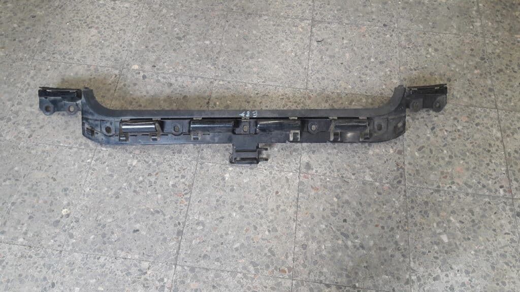 7058521 slizg zderzaka tyl BMW e87