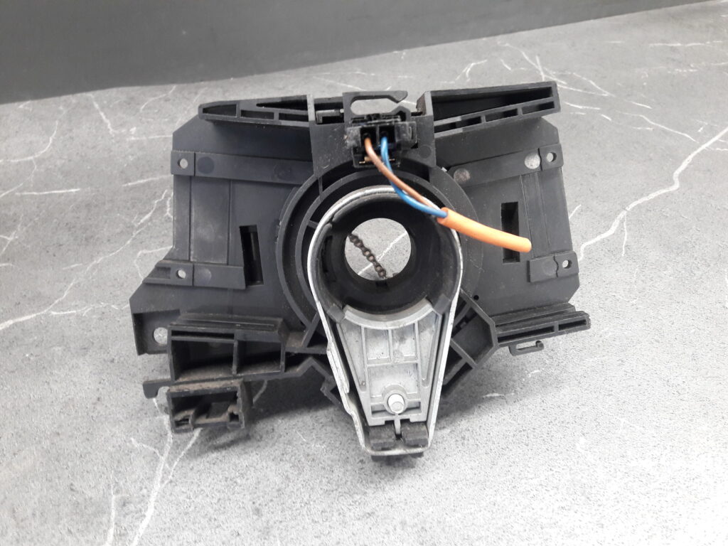 7700419915 tasma airbag renault clio II