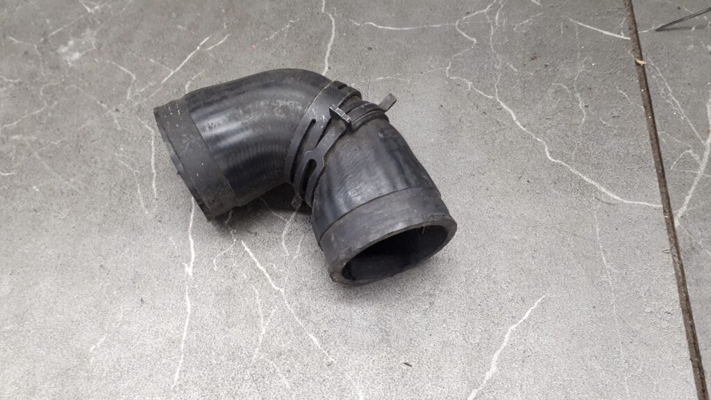 6K0145838B rura intercoolera VW AUDI SEAT 1.2 TDI
