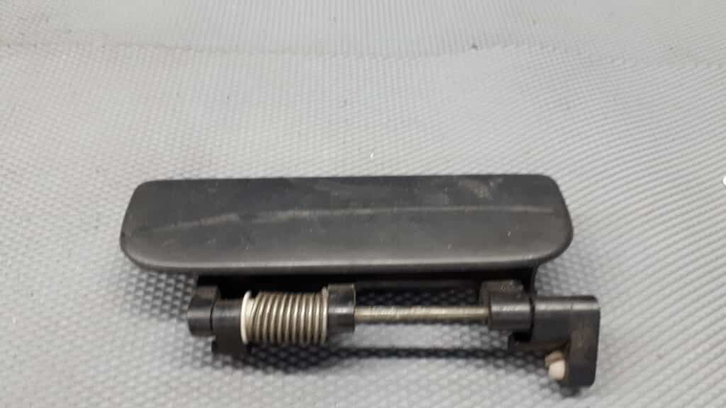 82810-50f0 klamka prawy przód suzuki wagon czarna