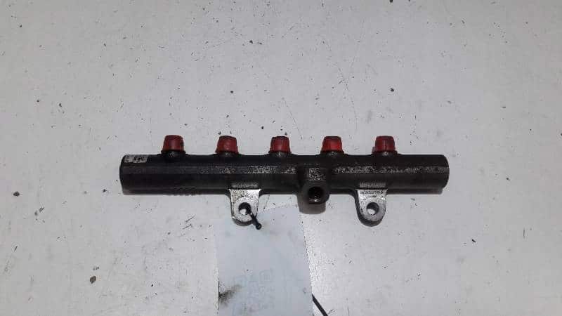 H8200701690 LISTWA WTRYSKOWA RENAULT 1.5 DCI