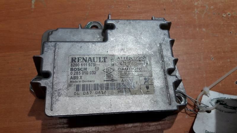 0285010032 Sensor airbag Renault Clio III