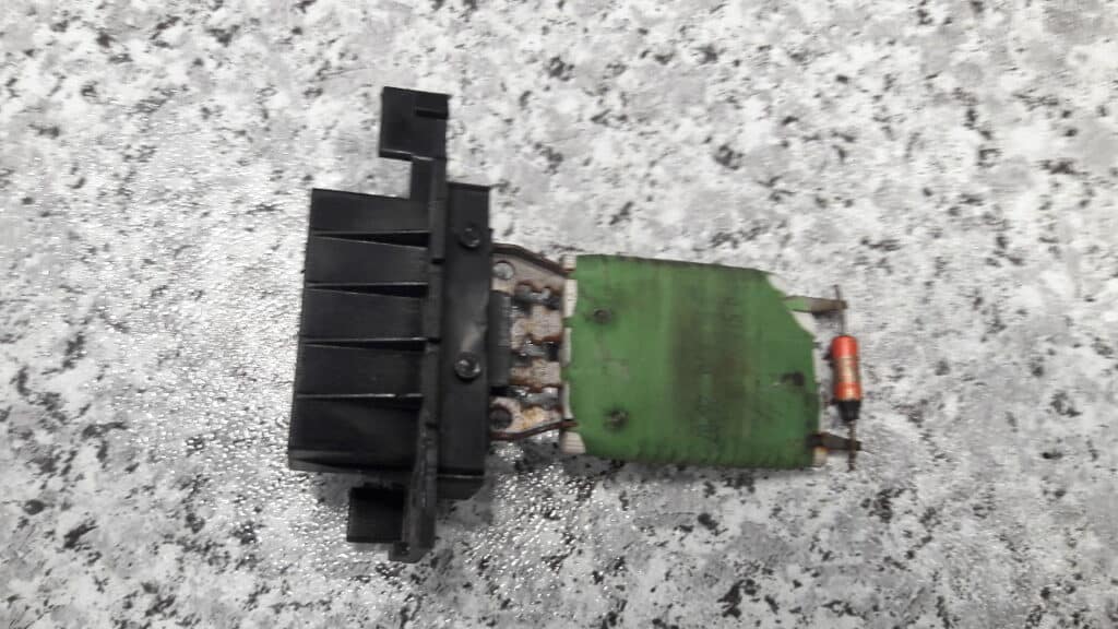 a51003600 rezystor dmuchawy opel corsa d 1.2