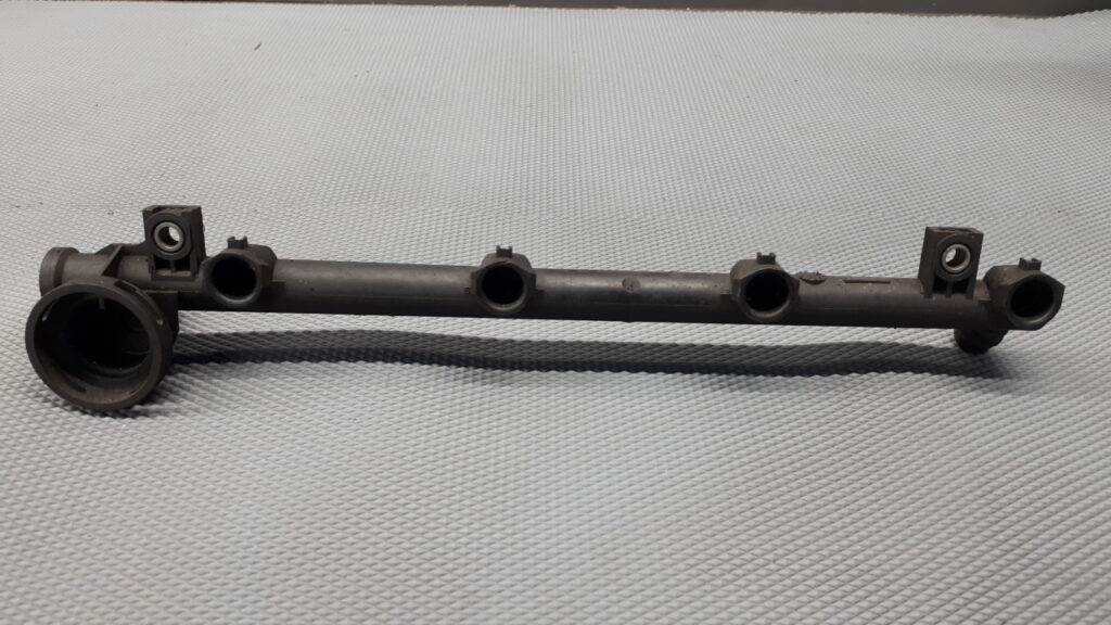 7700112519 listwa wtryskowa clio scenic megane