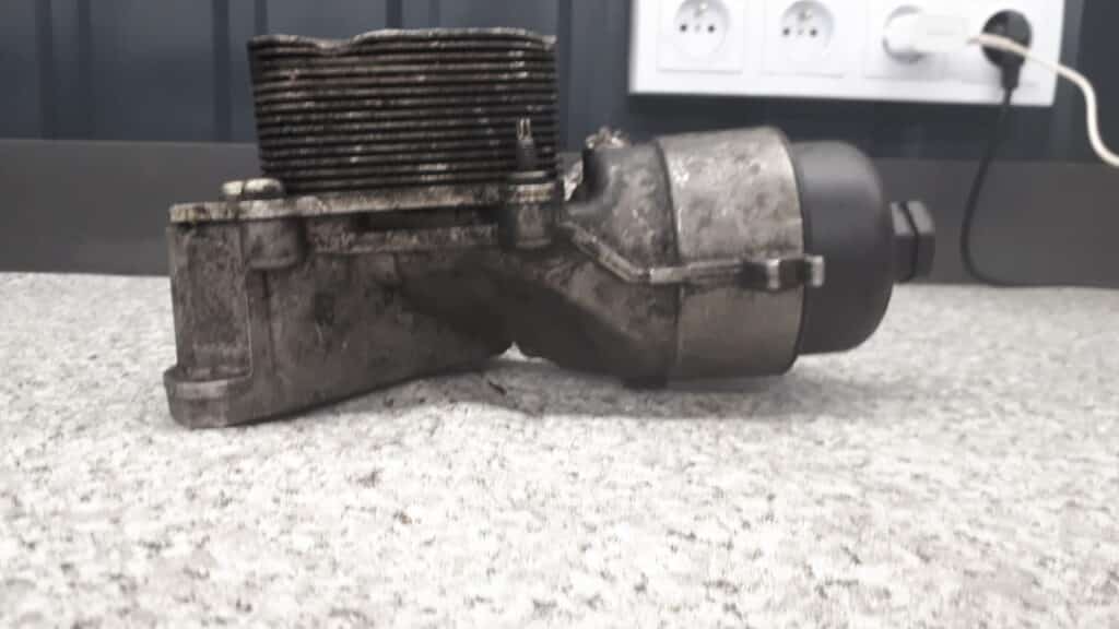 9651813980 obudowa filtra oleju peugeot 307 phi 1.6 hdi 01-05
