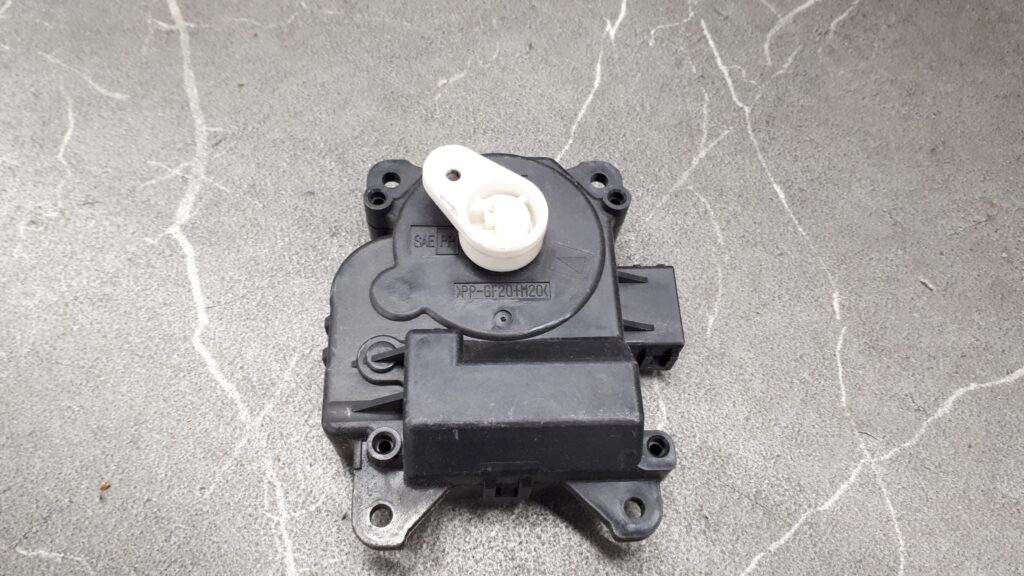 063700-6790 silniczek nagrzewnicy ROVER 75