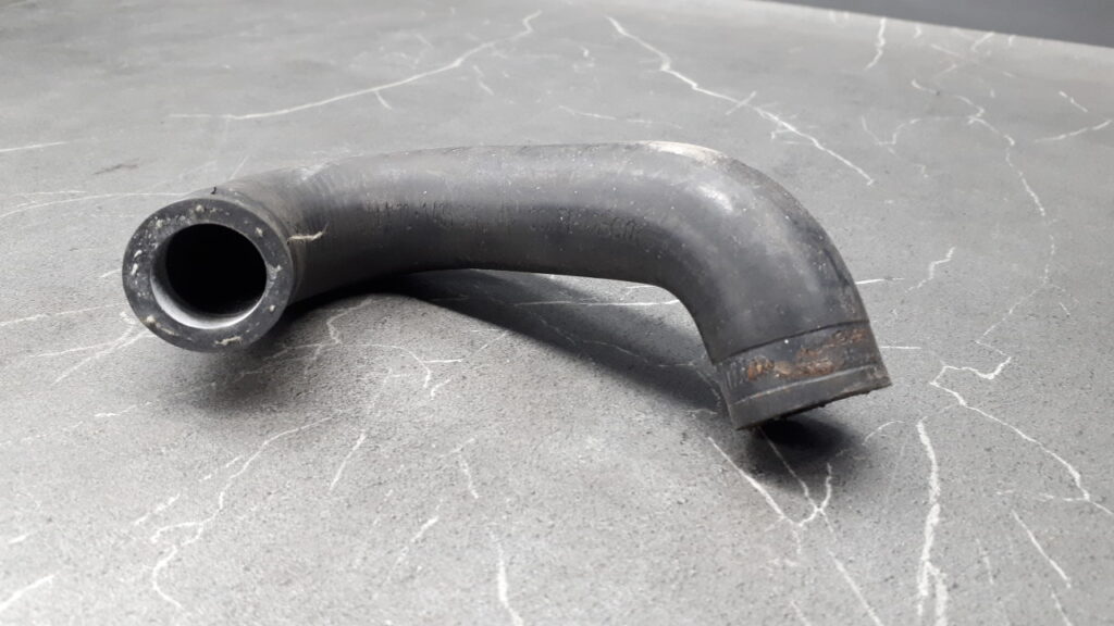 1433901 PRZEWOD WODY BMW E46 2.2